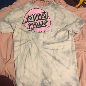 Santa Cruz tee
